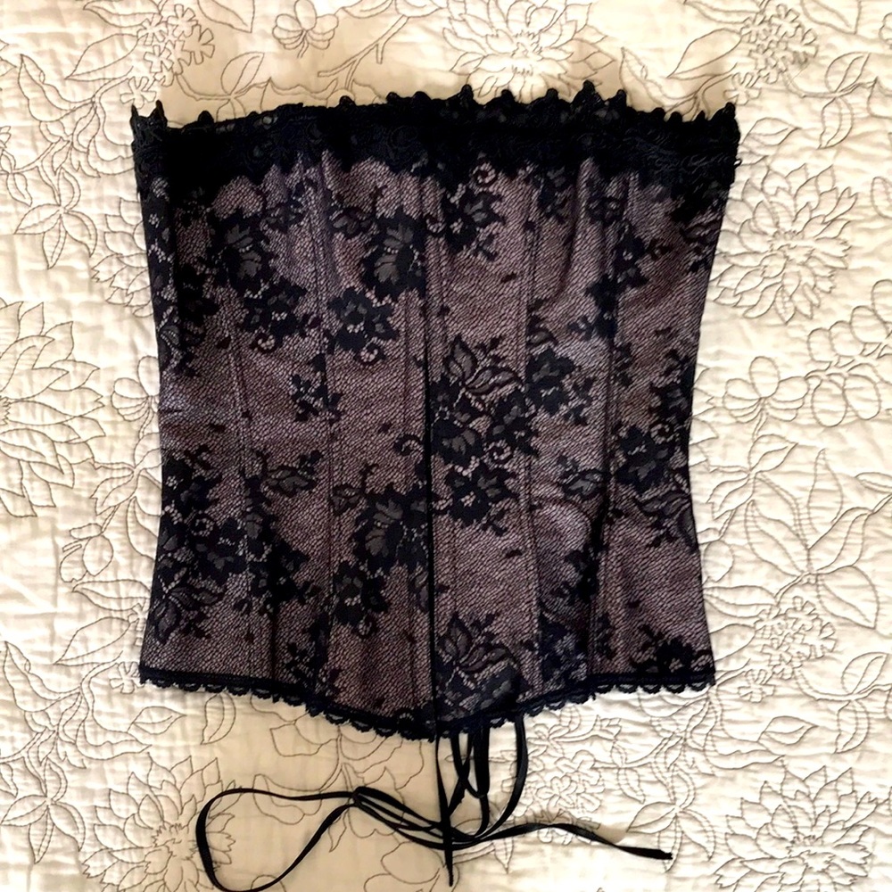 FREDRICK’S OF HOLLYWOOD CORSET